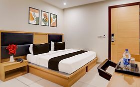 Super Townhouse Airport Road Delhi