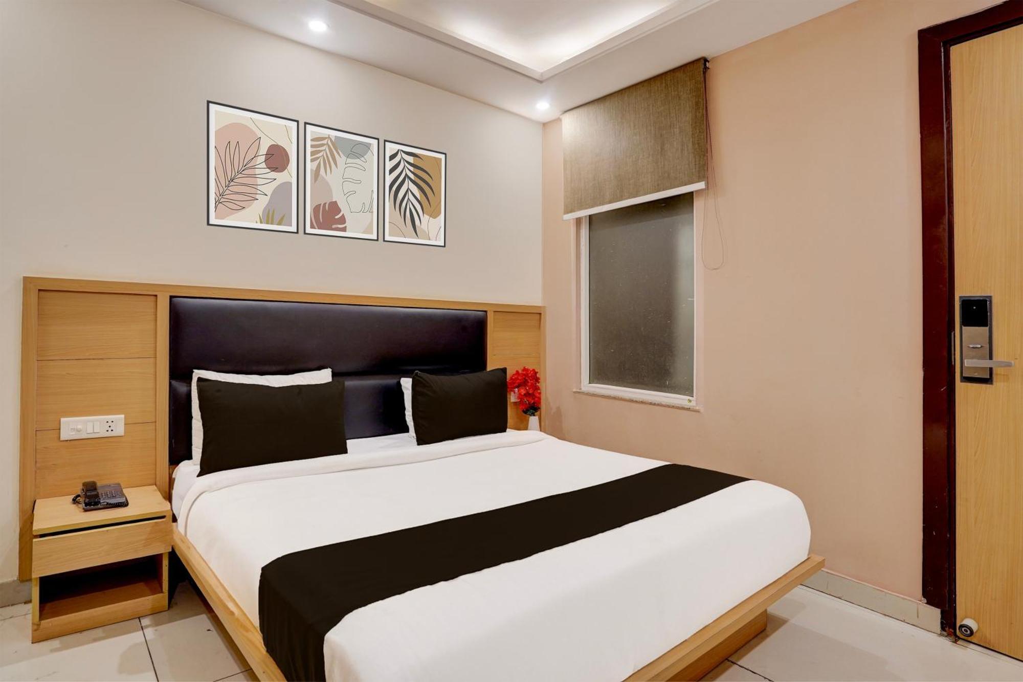 Super Townhouse Airport Road Delhi Hotel New Delhi Exterior photo
